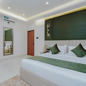 Superior Queen Room